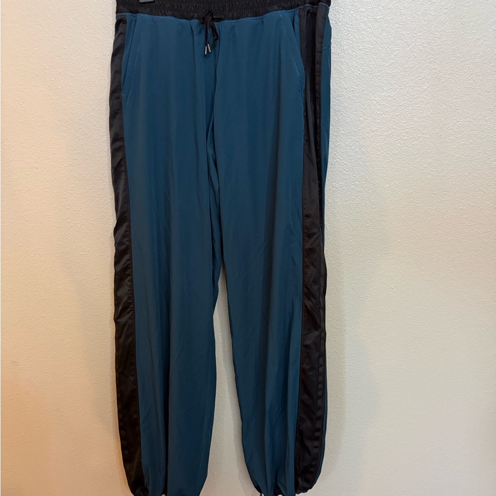 lululemon athletica Teal and Black Joggers